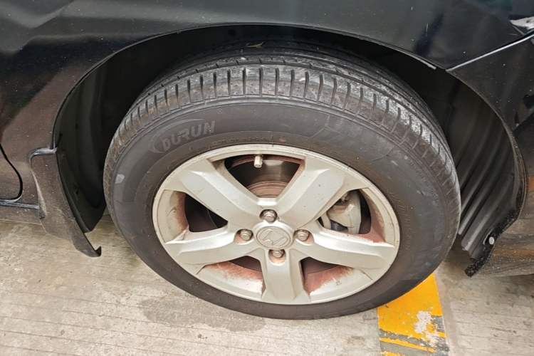 Used Honda City Classic 2008 1.5L Automatic Elite Edition Right Front Wheel Hub