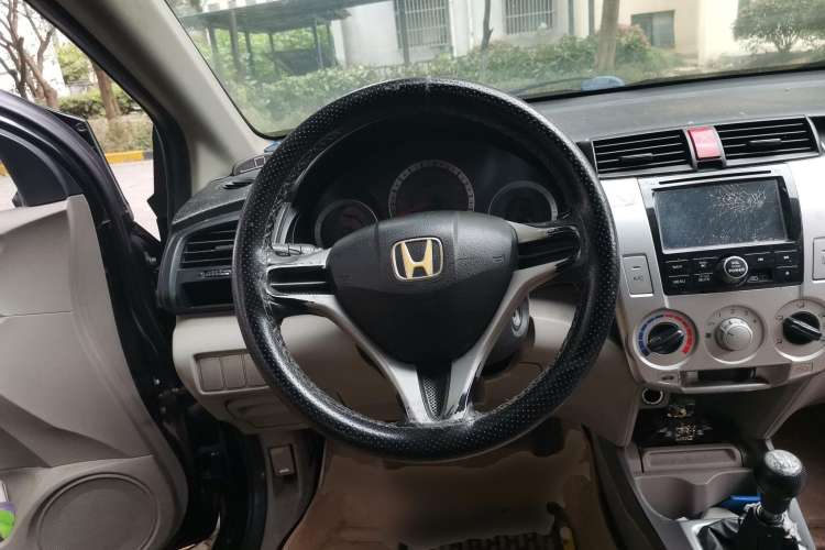 Used Honda City Classic 2008 1.5L manual Elite Edition Steering Wheel