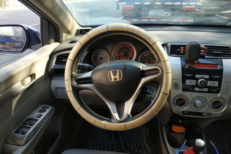 Used Honda City Classic 2008 1.5L manual Elite Edition Steering Wheel