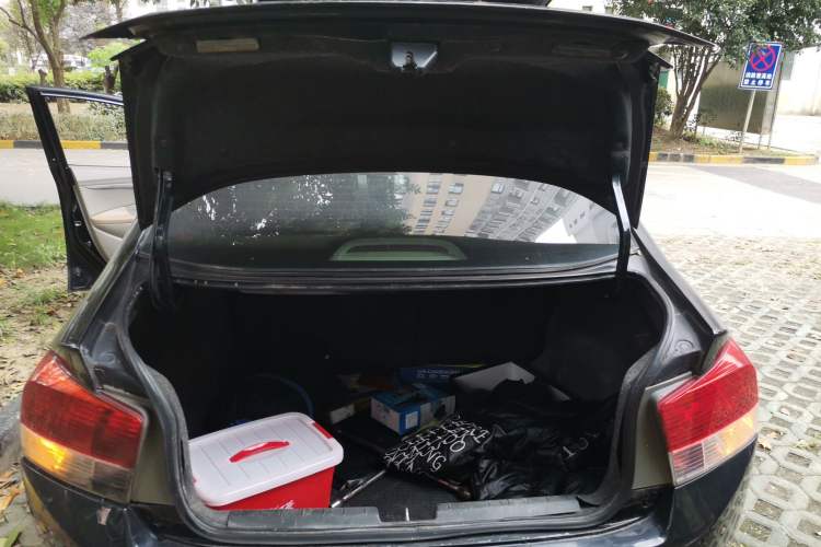 Used Honda City Classic 2008 1.5L manual Elite Edition Trunk