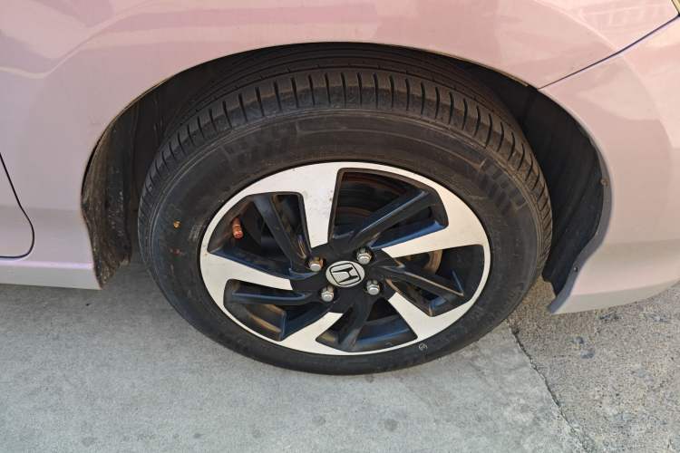 Used Honda City Classic 2008 1.5L manual comfort version Right Front Wheel Hub