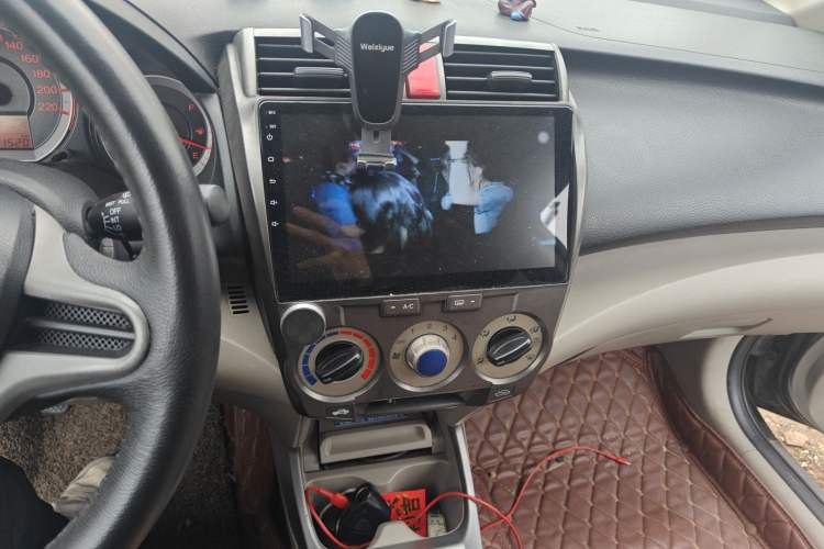 Used Honda City Classic 2008 1.5L manual Elite Edition Audio And AC Panel