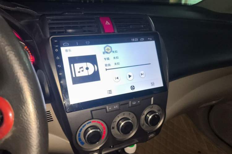 Used Honda City Classic 2008 1.5L Automatic Elite Edition Audio And AC Panel