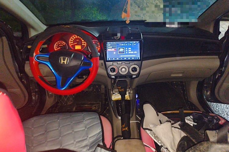 Used Honda City Classic 2008 1.5L Automatic Elite Edition Center Console