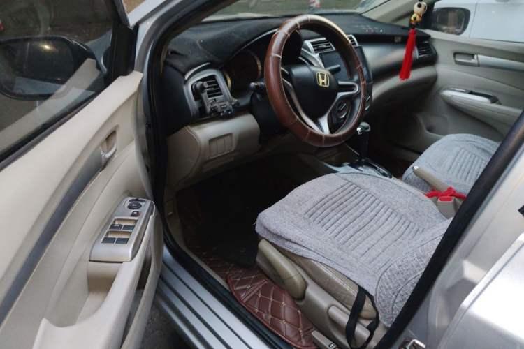 Used Honda City Classic 2008 1.5L Automatic Elite Edition Driver Seat
