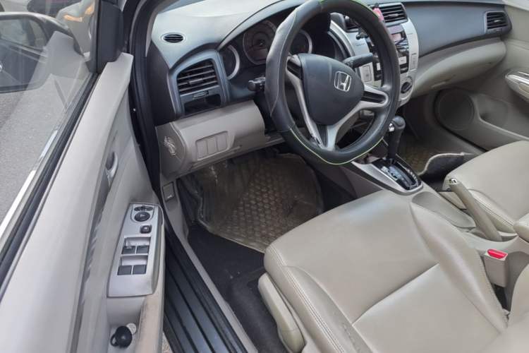 Used Honda City Classic 2008 1.5L Automatic Elite Edition Driver Seat