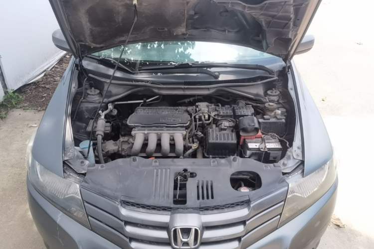 Used Honda City Classic 2008 1.5L manual comfort version Engine Bay