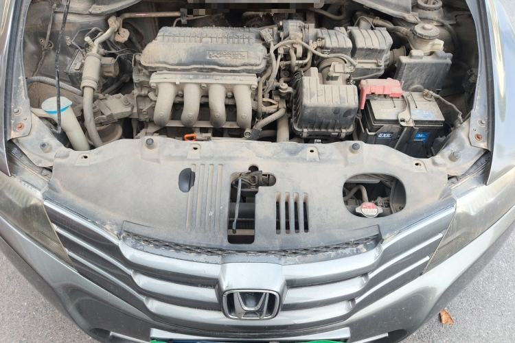 Used Honda City Classic 2008 1.5L Automatic Elite Edition Engine Bay
