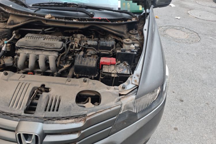 Used Honda City Classic 2008 1.5L manual comfort version Engine Bay Left