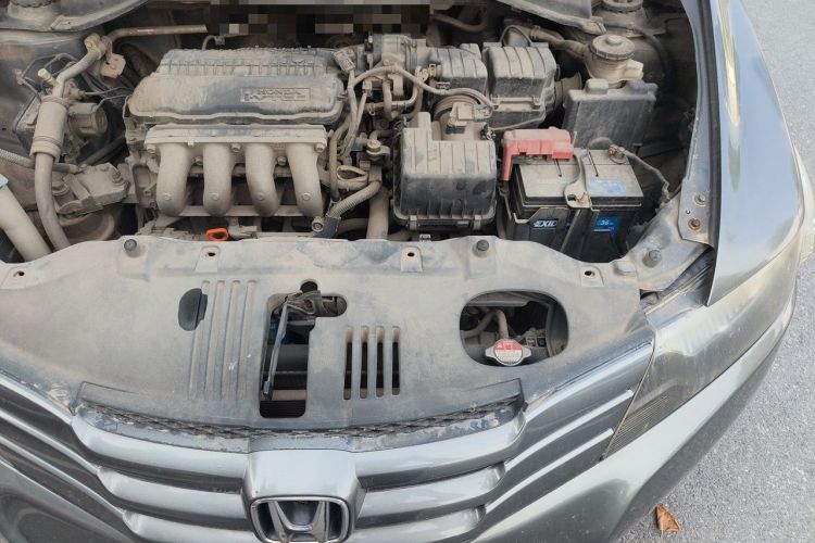 Used Honda City Classic 2008 1.5L Automatic Elite Edition Engine Bay Left