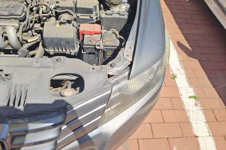 Used Honda City Classic 2008 1.5L manual Elite Edition Engine Bay Left