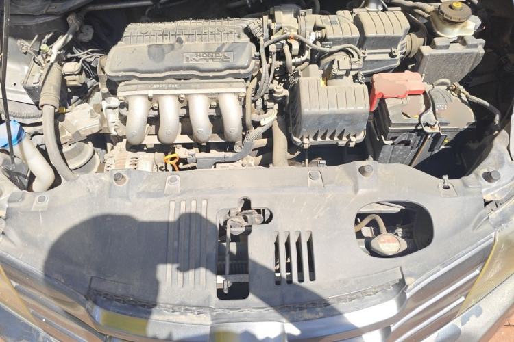 Used Honda City Classic 2008 1.5L manual Elite Edition Engine Bay
