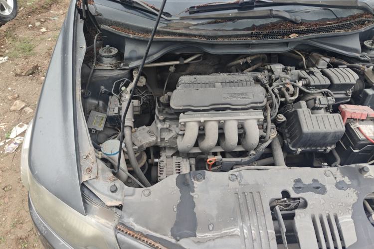 Used Honda City Classic 2008 1.5L manual Elite Edition Engine Bay Right