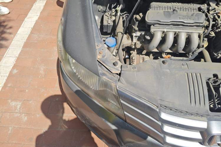 Used Honda City Classic 2008 1.5L manual Elite Edition Engine Bay Right