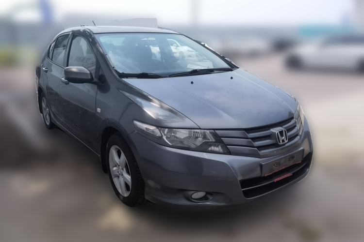 Used Honda City Classic 2008 1.5L manual comfort version Front Right 45 Deg