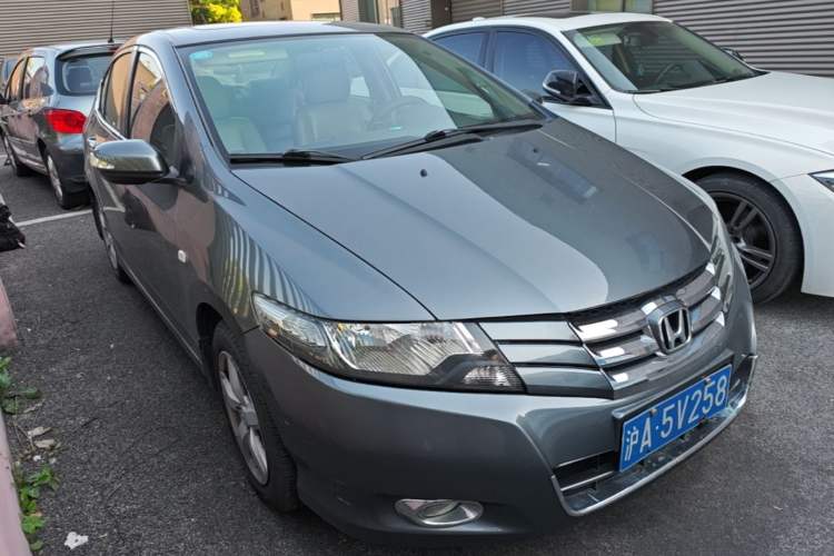 Used Honda City Classic 2008 1.5L Automatic Elite Edition Front Right 45 Deg