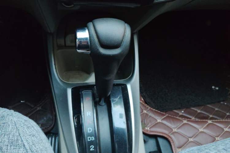 Used Honda City Classic 2008 1.5L Automatic Elite Edition Gear Lever