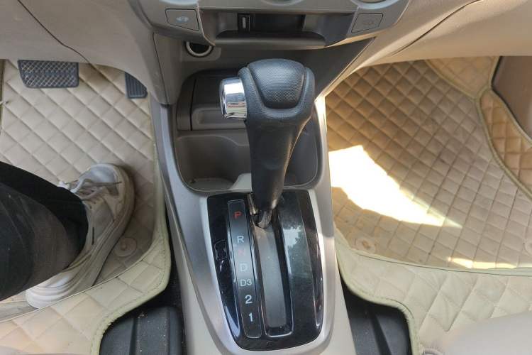 Used Honda City Classic 2008 1.5L Automatic Elite Edition Gear Lever
