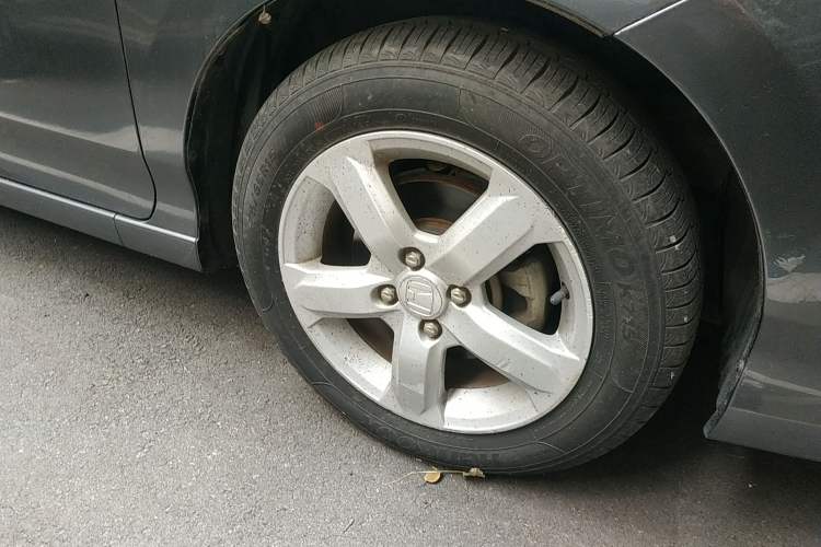 Used Honda City Classic 2008 1.5L Automatic Elite Edition Right Front Wheel Hub