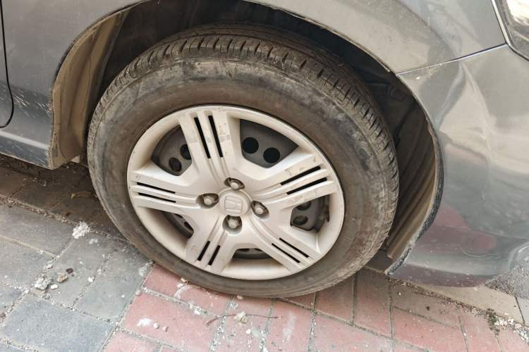 Used Honda City Classic 2008 1.5L manual comfort version Right Front Wheel Hub