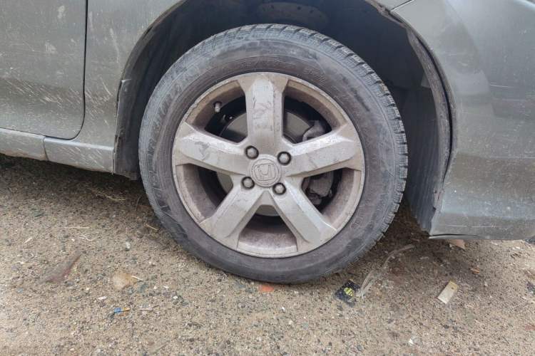 Used Honda City Classic 2008 1.5L manual Elite Edition Right Front Wheel Hub
