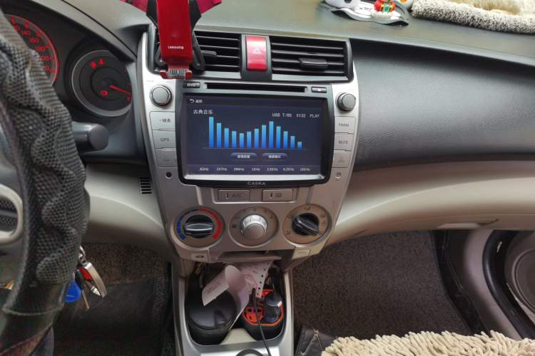 Used Honda City Classic 2008 1.5L manual Elite Edition Audio And AC Panel