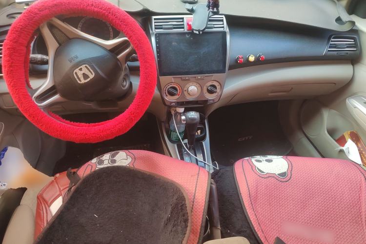 Used Honda City Classic 2008 1.5L Automatic Elite Edition Center Console