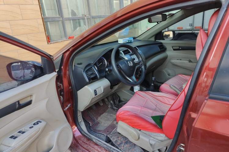 Used Honda City Classic 2008 1.5L manual comfort version Driver Seat