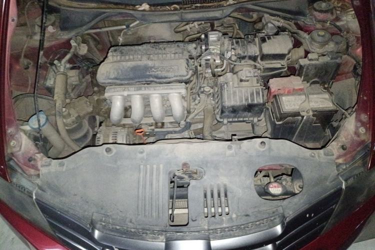 Used Honda City Classic 2008 1.5L manual Elite Edition Engine Bay