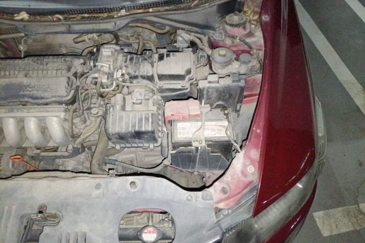 Used Honda City Classic 2008 1.5L manual Elite Edition Engine Bay Left