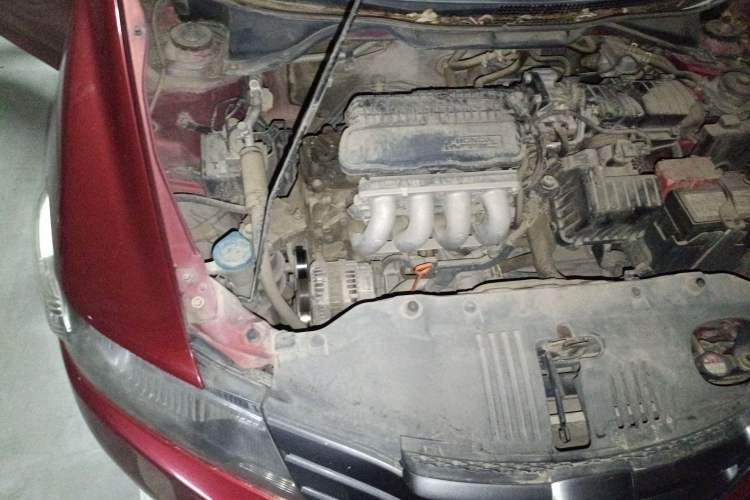 Used Honda City Classic 2008 1.5L manual Elite Edition Engine Bay Right