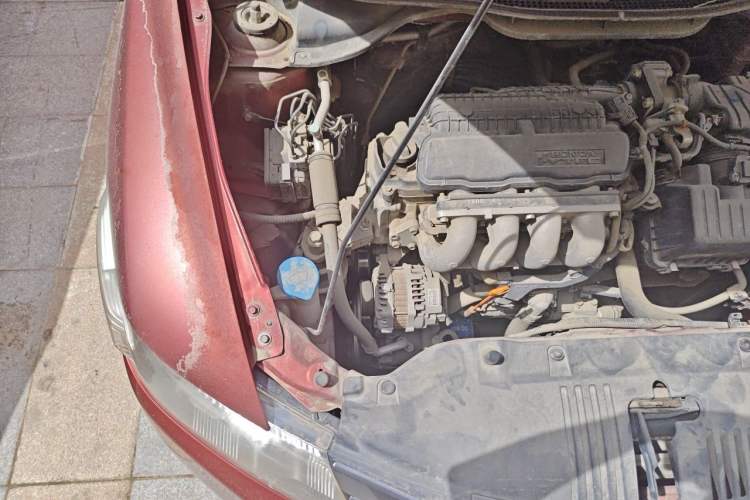 Used Honda City Classic 2008 1.5L manual Elite Edition Engine Bay Right