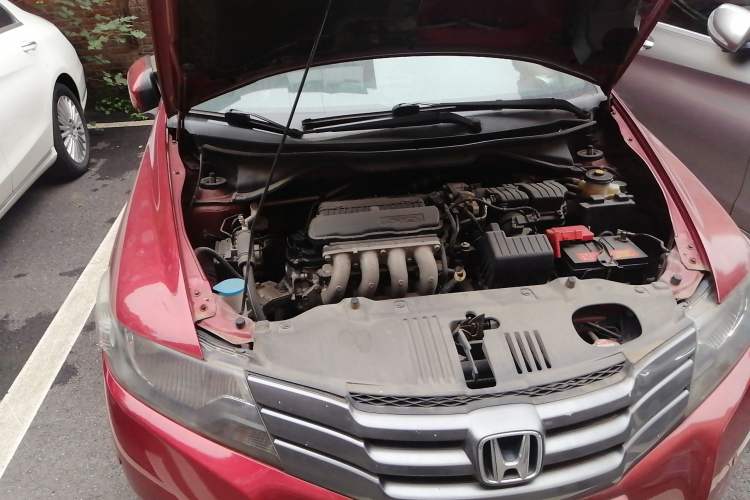 Used Honda City Classic 2008 1.5L manual comfort version Engine Bay Right