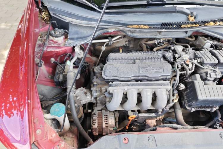 Used Honda City Classic 2008 1.5L manual Elite Edition Engine Bay Right