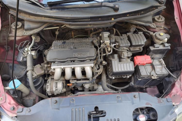 Used Honda City Classic 2008 1.5L manual Elite Edition Engine Bay