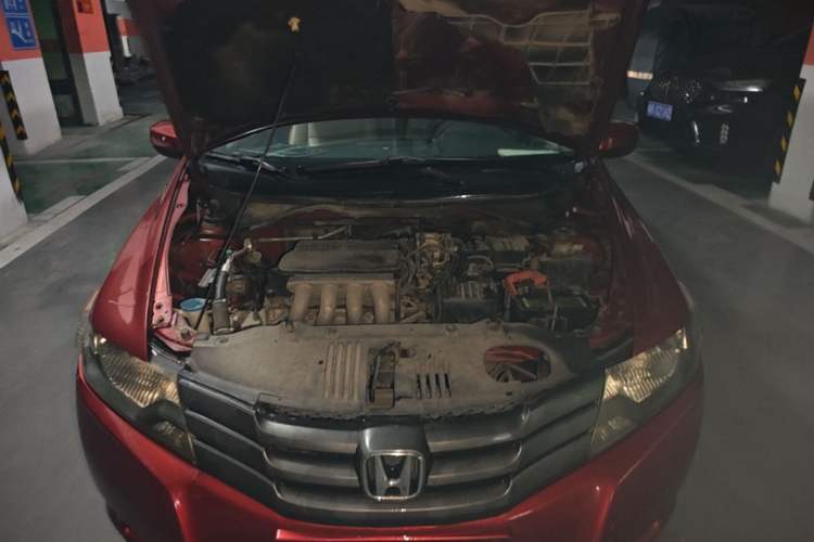Used Honda City Classic 2008 1.5L Automatic Elite Edition Engine Bay