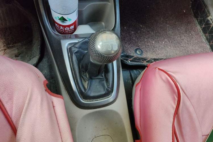 Used Honda City Classic 2008 1.5L manual comfort version Gear Lever