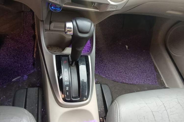 Used Honda City Classic 2008 1.5L Automatic Elite Edition Gear Lever