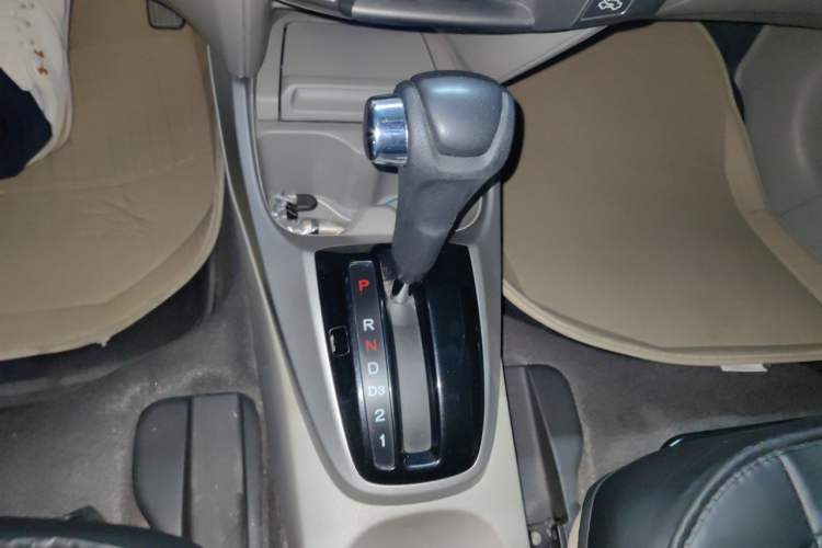 Used Honda City Classic 2008 1.5L Automatic Elite Edition Gear Lever