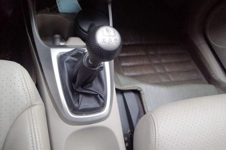 Used Honda City Classic 2008 1.5L manual comfort version Gear Lever