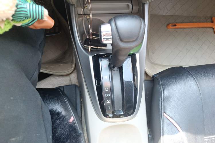 Used Honda City Classic 2008 1.5L Automatic Elite Edition Gear Lever