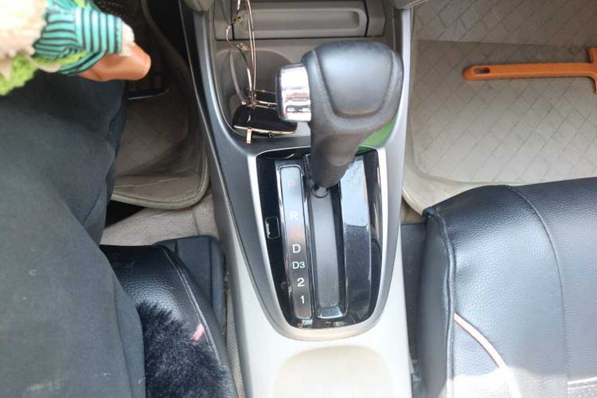 Used Honda City Classic 2008 1.5L Automatic Elite Edition Gear Lever