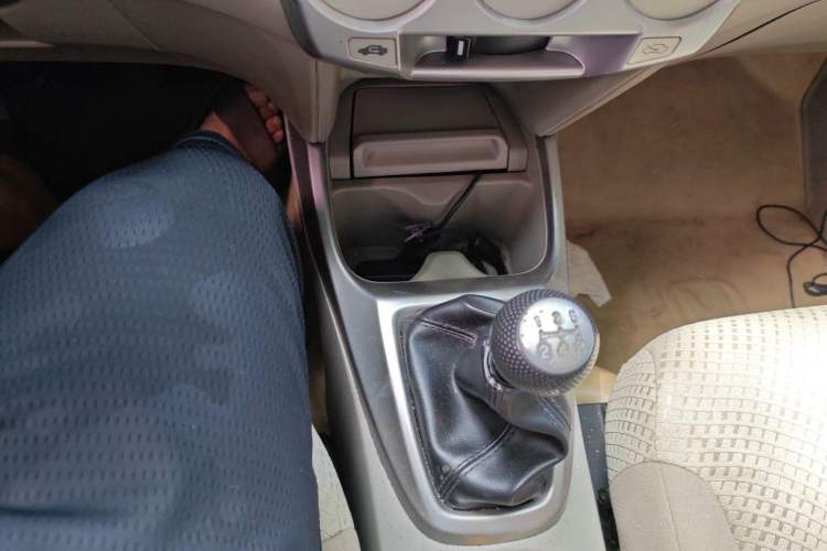 Used Honda City Classic 2008 1.5L manual Elite Edition Gear Lever