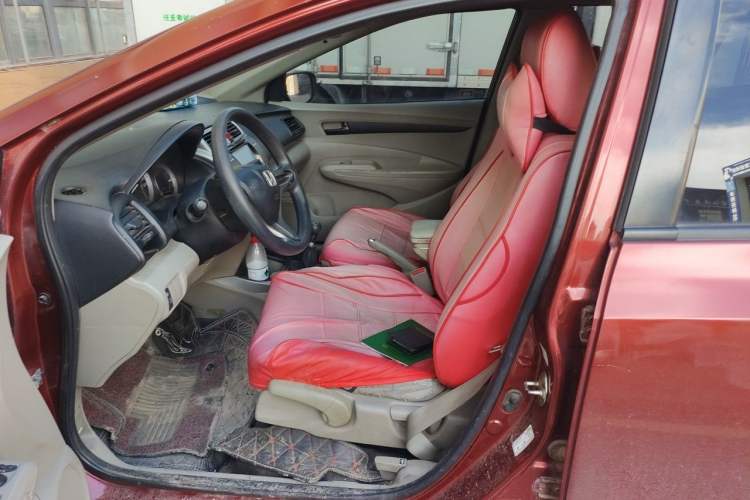 Used Honda City Classic 2008 1.5L manual comfort version Left Front Seat