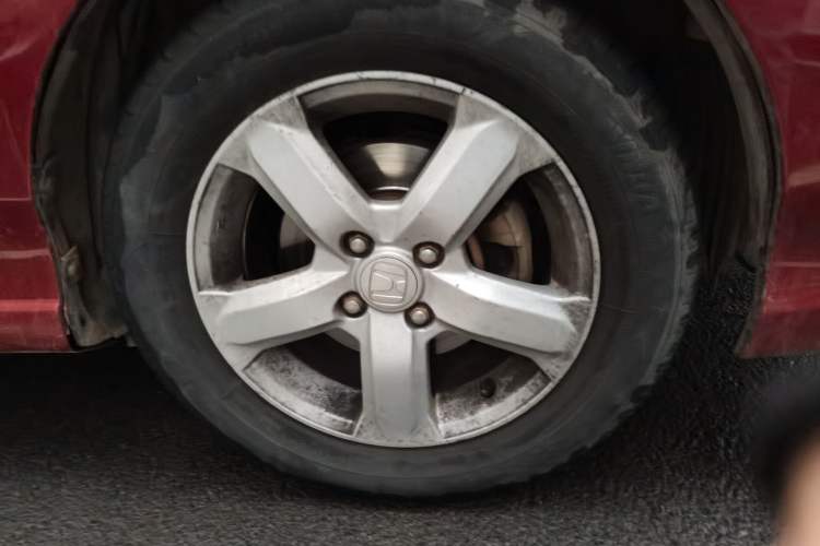 Used Honda City Classic 2008 1.5L manual Elite Edition Right Front Wheel Hub