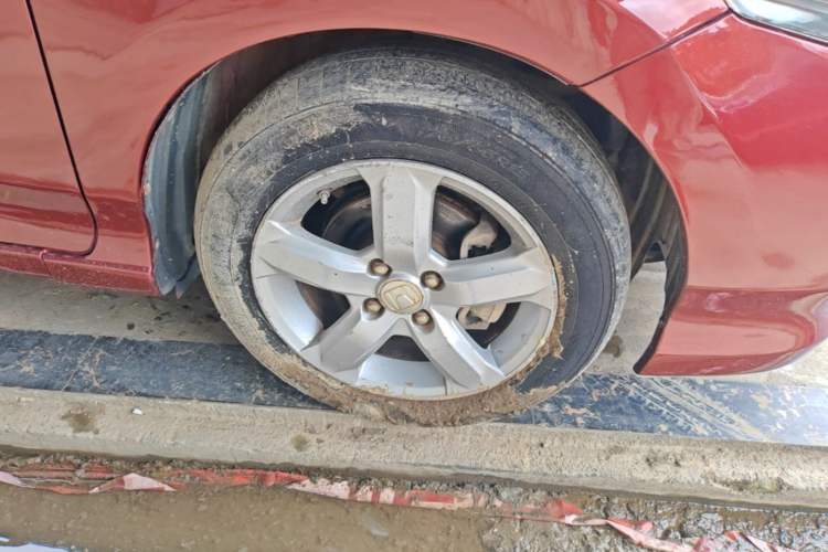 Used Honda City Classic 2008 1.5L Automatic Elite Edition Right Front Wheel Hub