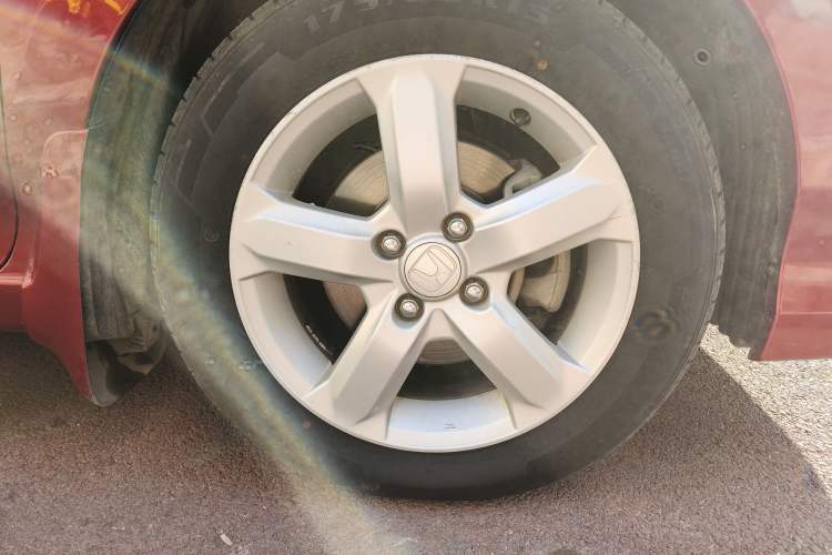 Used Honda City Classic 2008 1.5L Automatic Elite Edition Right Front Wheel Hub