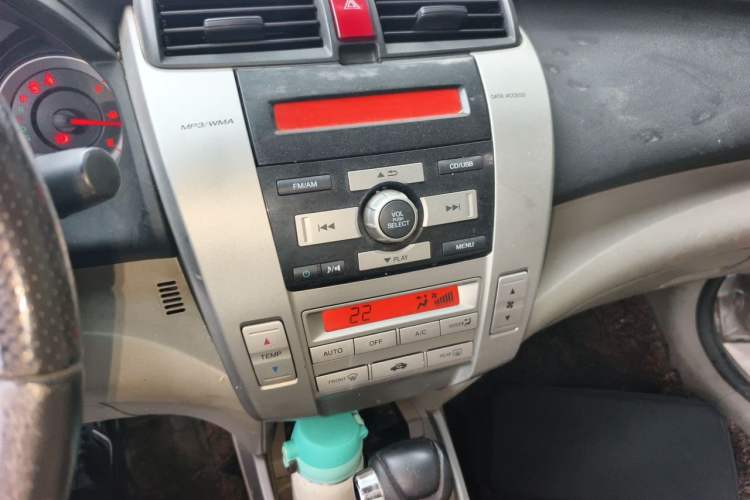 Used Honda City Classic 2008 1.8L Automatic Luxury Edition Audio And AC Panel