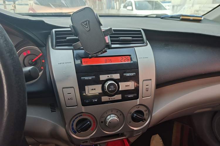 Used Honda City Classic 2008 1.5L manual comfort version Audio And AC Panel