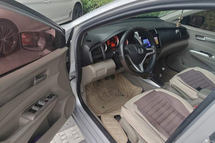 Used Honda City Classic 2008 1.5L manual comfort version Driver Seat